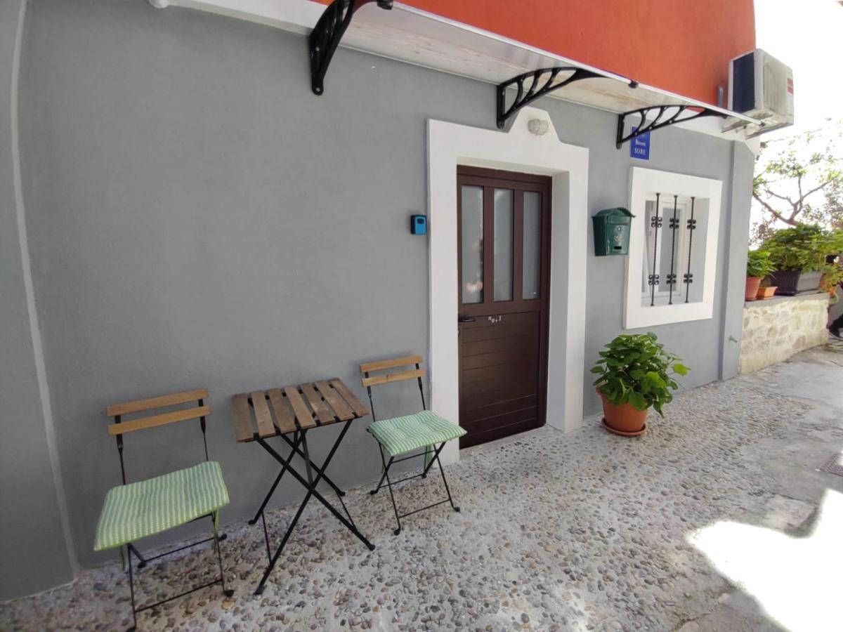 Studio Apartman & Rooms No1 Zadar Buitenkant foto